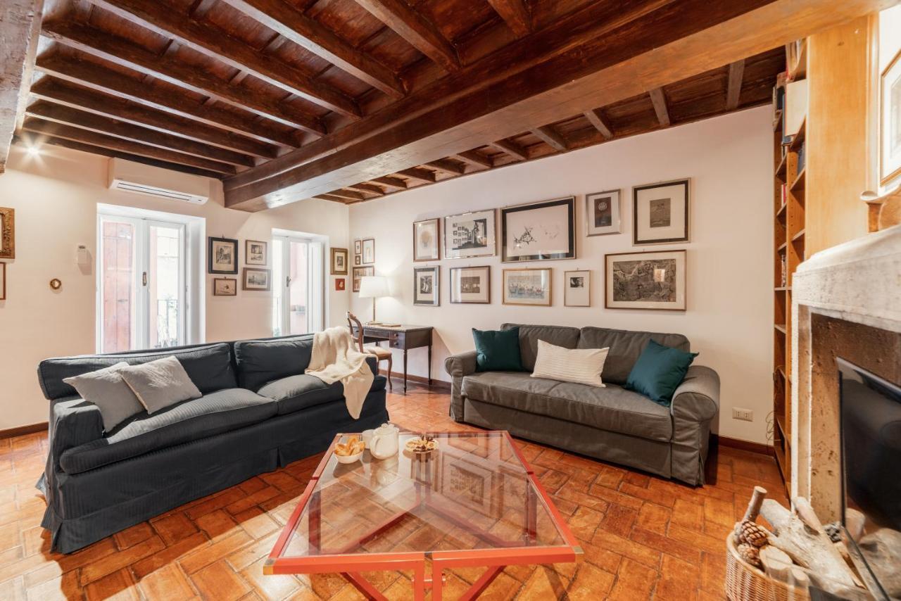 Domus Quiritum Charming, Appartamento D'Epoca A Campo De' Fiori Rome Extérieur photo