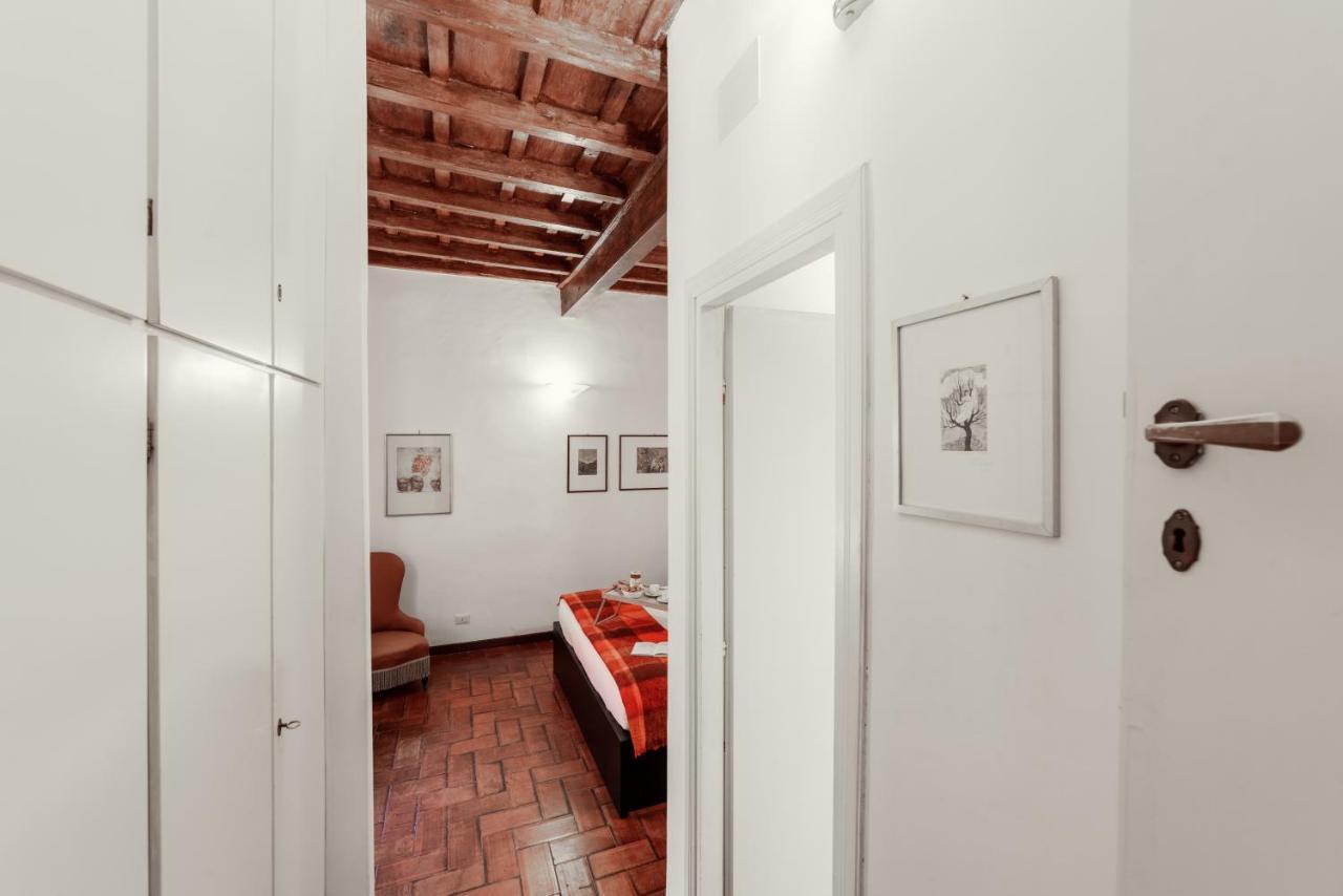 Domus Quiritum Charming, Appartamento D'Epoca A Campo De' Fiori Rome Extérieur photo
