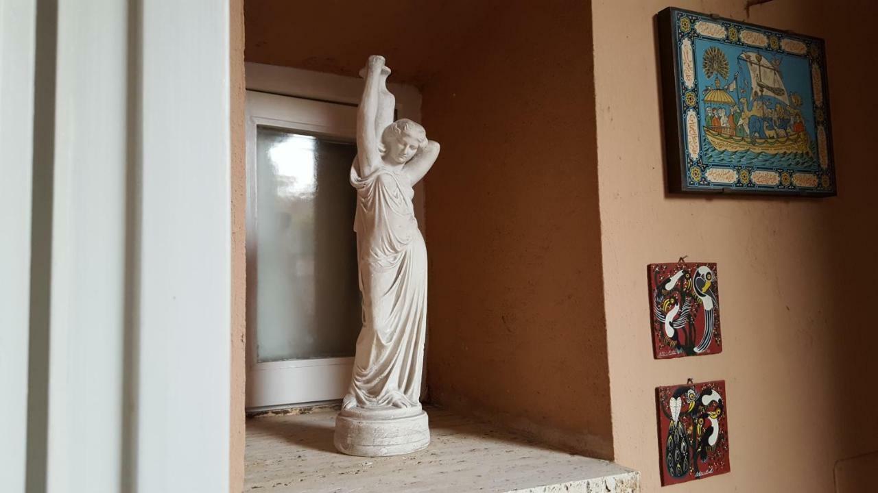 Domus Quiritum Charming, Appartamento D'Epoca A Campo De' Fiori Rome Extérieur photo